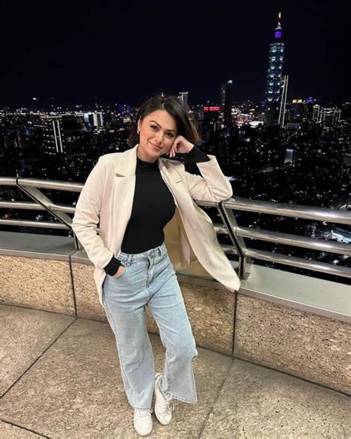 Aishah Hasnie: A Dive into Her Life and Style