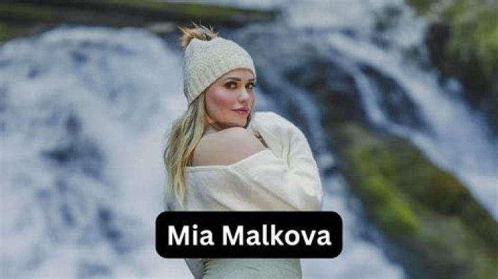 Alluring Mia Malkova: Uncover Her Seductive World