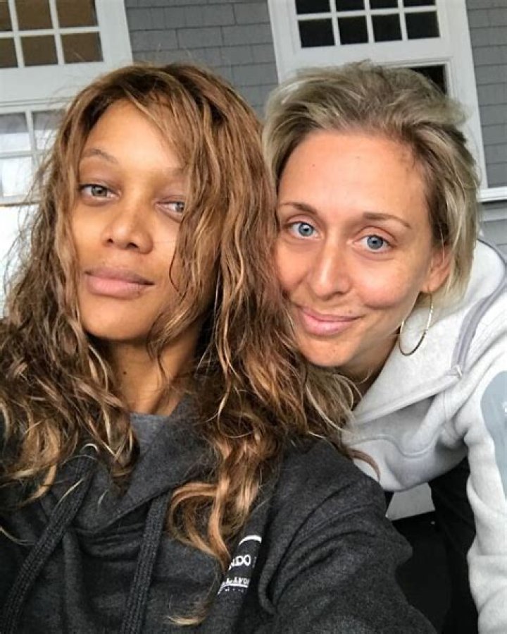 Celebrity Couple: Tyra Banks and Diddy's Relationship