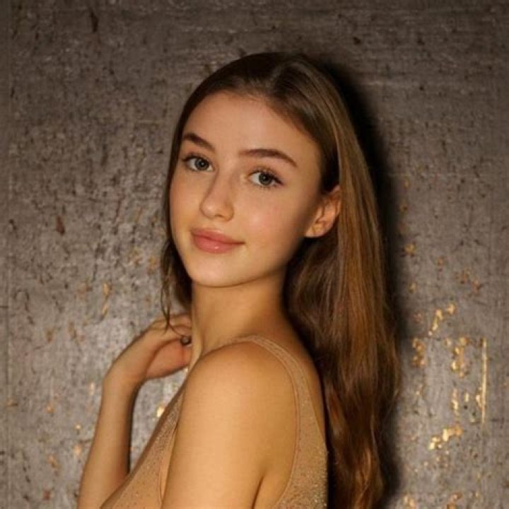 Discovering the Fascinating World of Olivia Casta