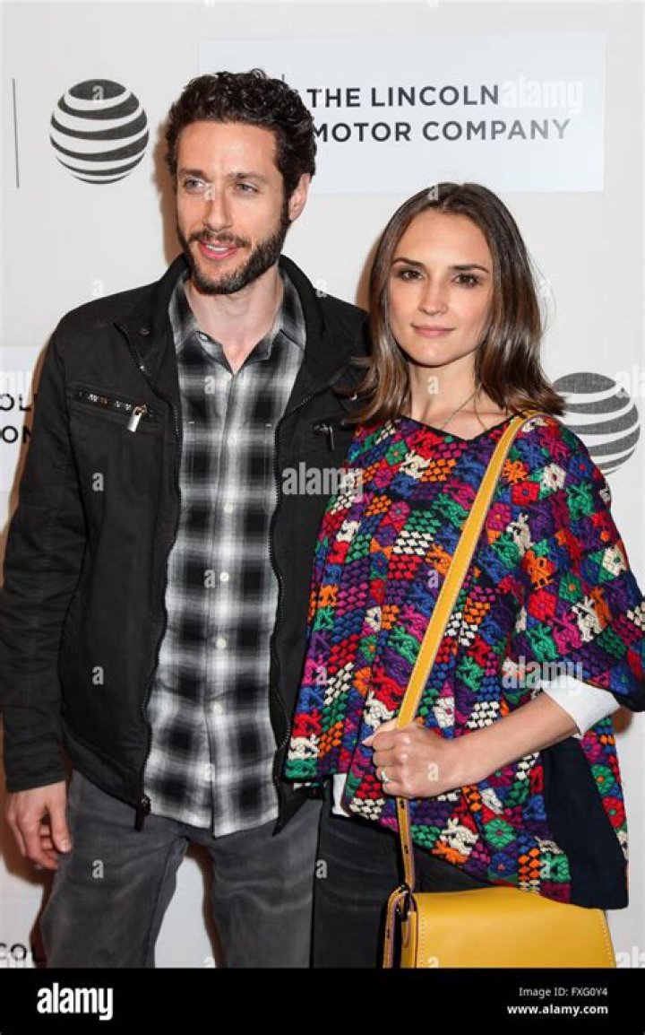 Paulo Costanzo's Wife: Meet the Beautiful Actress