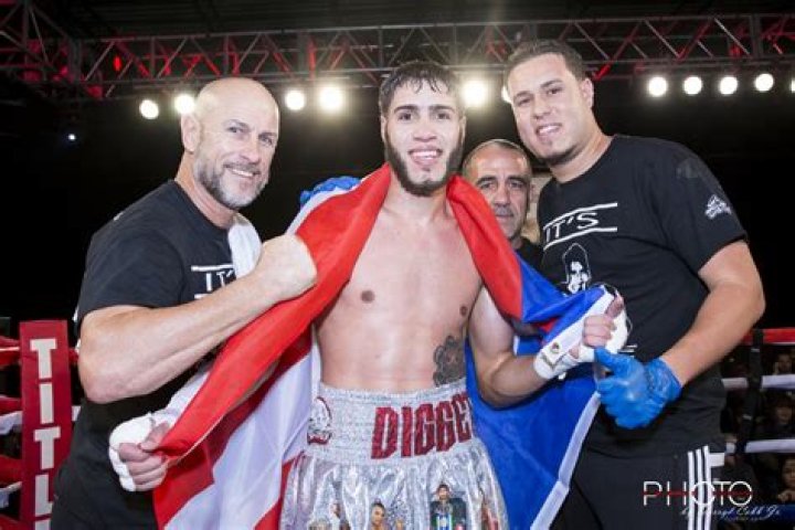 Prichard Colon: A Rising Star in the Boxing World