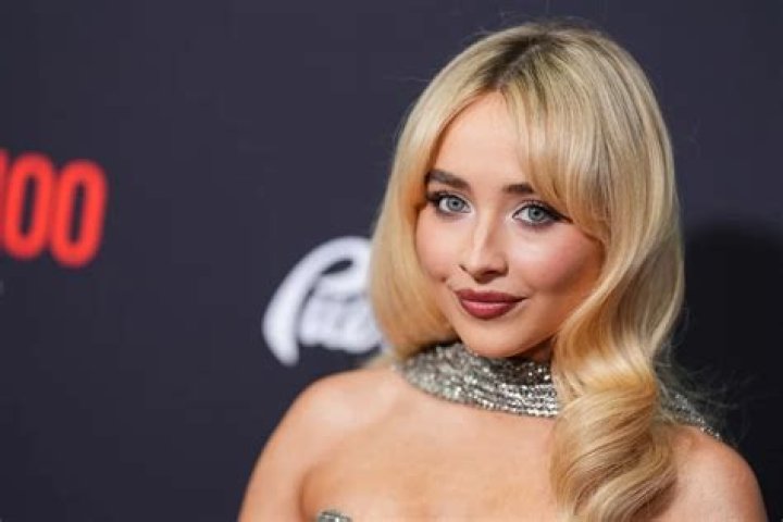 Sabrina Carpenter's Height, Weight, and Body Measurements