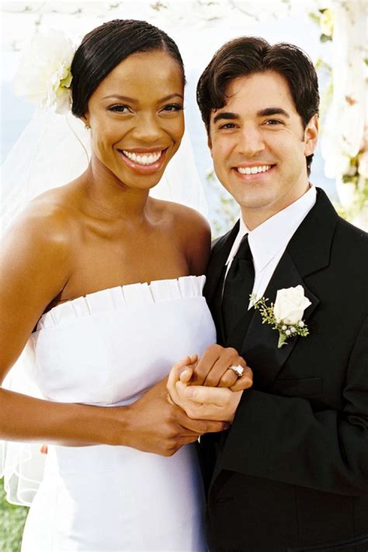 The Definitive Guide to Jill Marie Jones's Romantic Relationships
