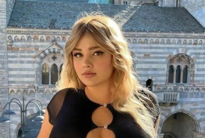 Unveiling the Allure of Anastasiya Kvitko: A Modern Icon