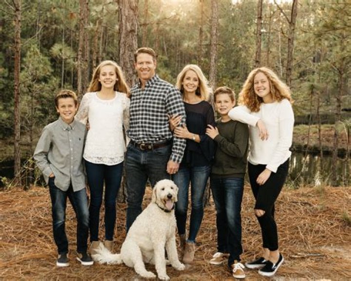 Unveiling the Life of Daniel Davis' Wife: A Journey Beyond the Spotlight