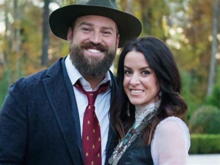 Zac Brown's Formula One Wife: Model Shelly Brown